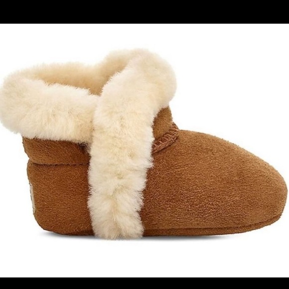 UGG AUSTRALIA BABY Lassen Sheepskin Chestnut Booties Size 04/05 - Picture 1 of 7